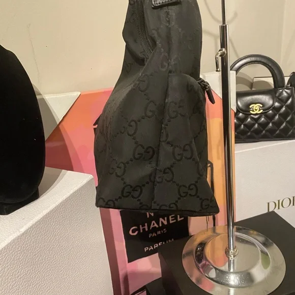 Gucci Mini Hobo - Picture 3 of 10